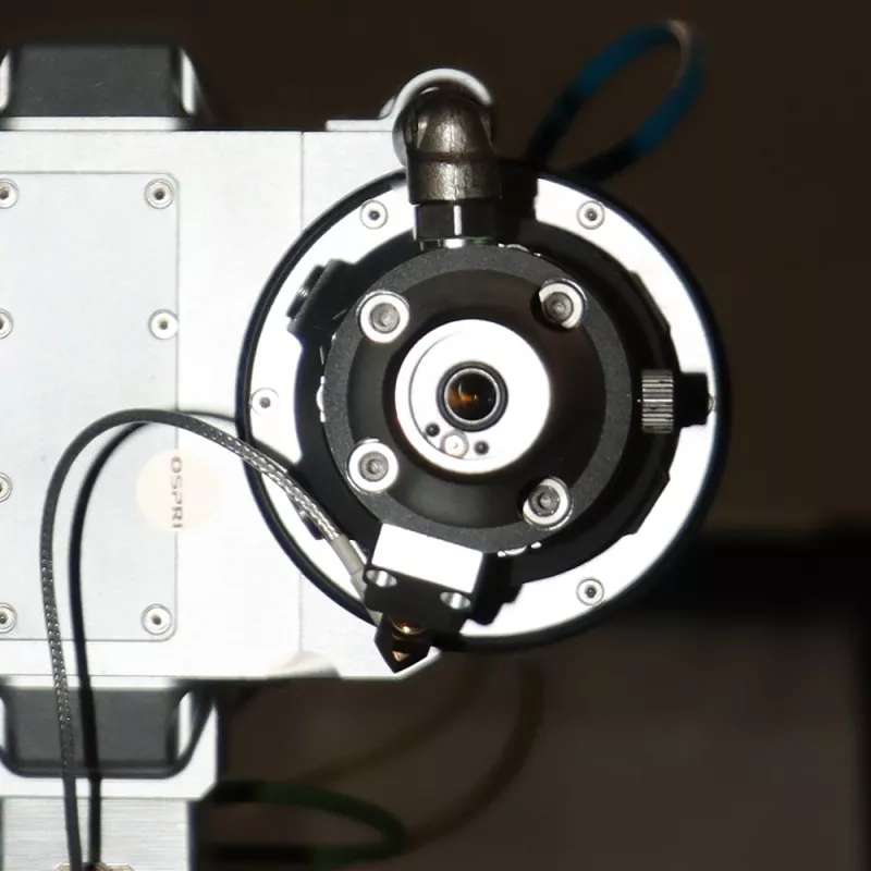 3D petosni laserski rezalni stroj